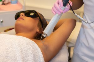 Hoe lang blijft haar weg met laseren